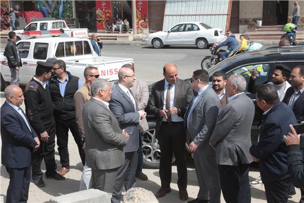  محافظ بني سويف يتابع مشروع تطوير ميدان الأزهري