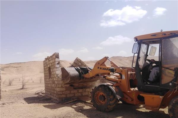 إزالة  التعدي على الأراضي الزراعية