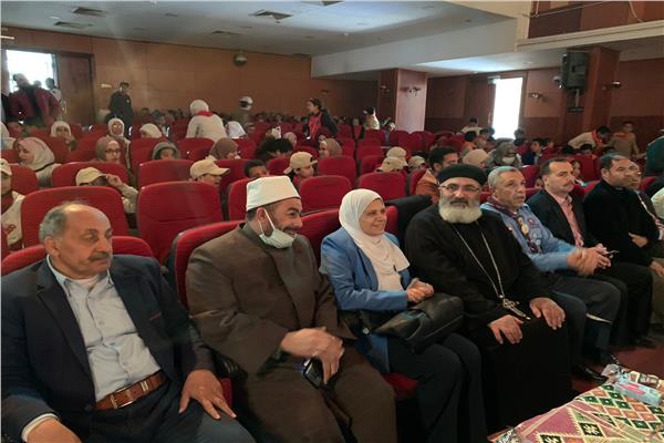  بالصور "كل نقطة بتفرق" احتفالية بثقافة بني سويف للحث على ترشيد استهلاك المياه 