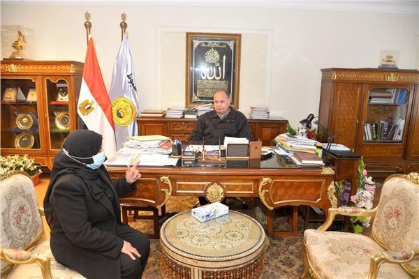 محافظة أسيوط تنظم مؤتمرات جماهيرية لتوعية المزارعين بالاستعداد لتوريد محصول القمح 