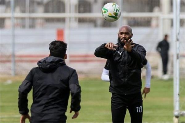 شيكابالا وحفني ينتظمان في تدريبات الزمالك 