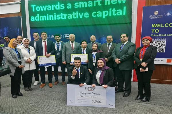 طلاب جامعة طنطا