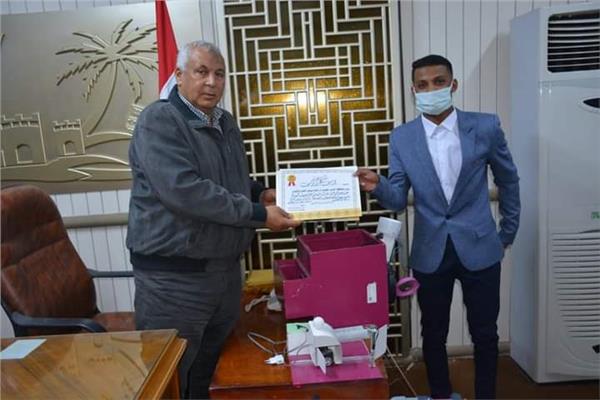 محافظ الوادي الجديد