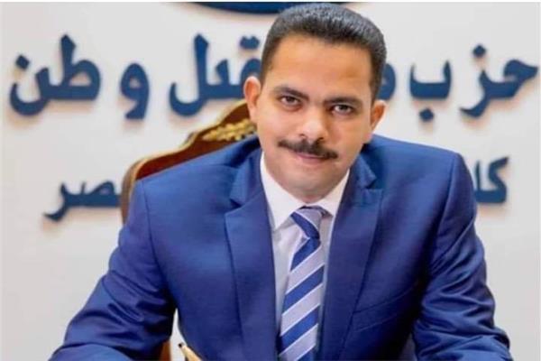 النائب أشرف رشاد الشريف
