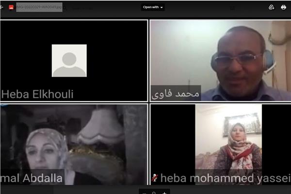 جانب من الورشة 