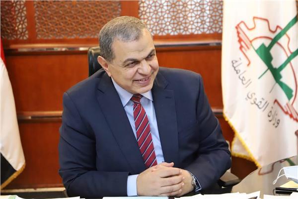 وزير القوى العاملة محمد سعفان