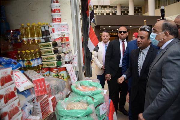 متابعة حركة الأسواق