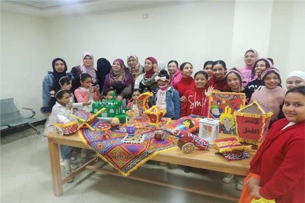 ورش وعروض فنية