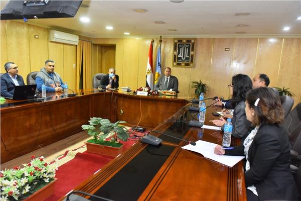  محافظ أسيوط 