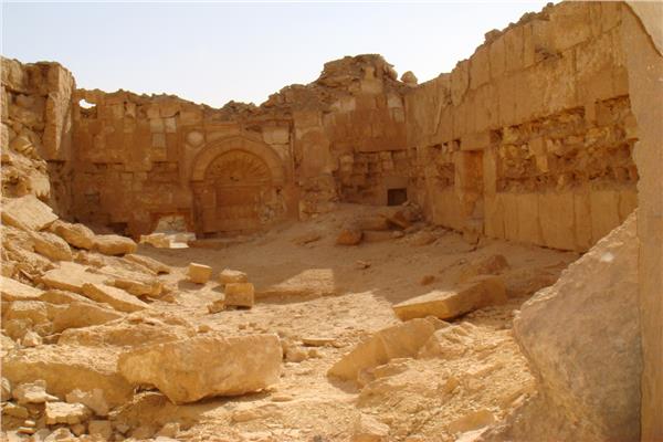 مفاجأة.. مصلى لصلاة القيام بسيناء عمره 835 عام