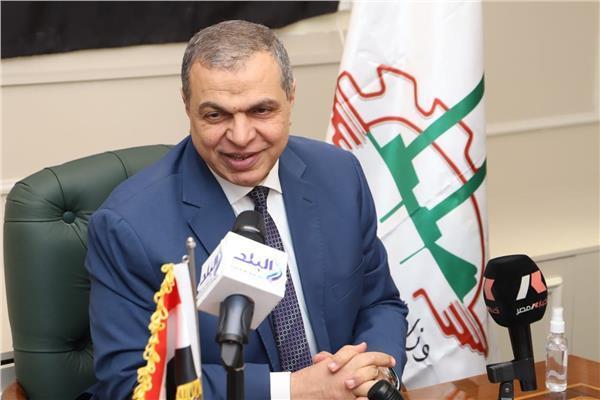 وزير القوى العاملة محمد سعفان