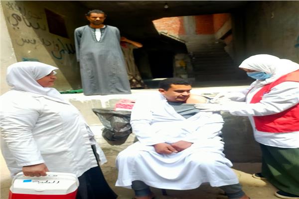 جانب من الحملة التطعيم ضد فيروس كرورونا بالمحافظة