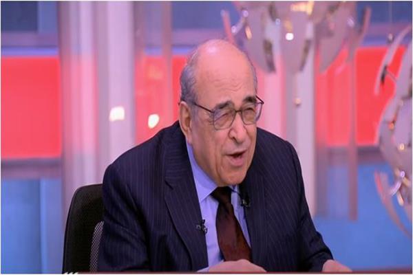  الدكتور مصطفى الفقي