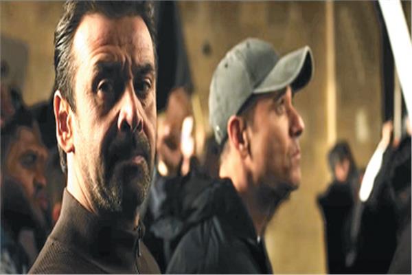 كريم عبد العزيز وأحمد عز فى مشهد من مسلسل «الاختيار»
