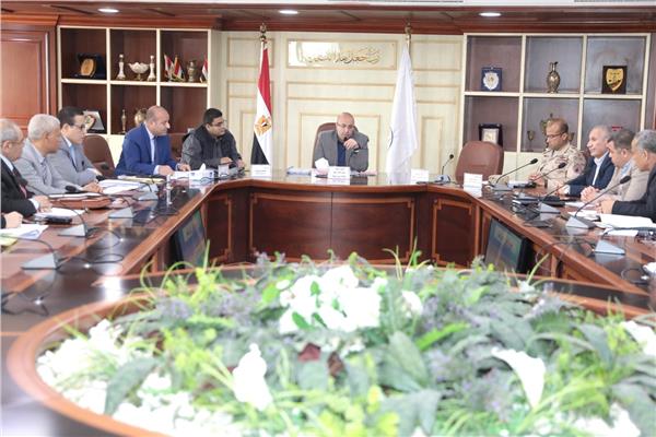 اللجنة العليا للبت في طلبات تقنين أراضي الدولة في بني سويف