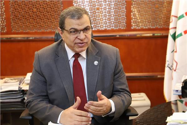 وزير القوي العاملة محمد سعفان
