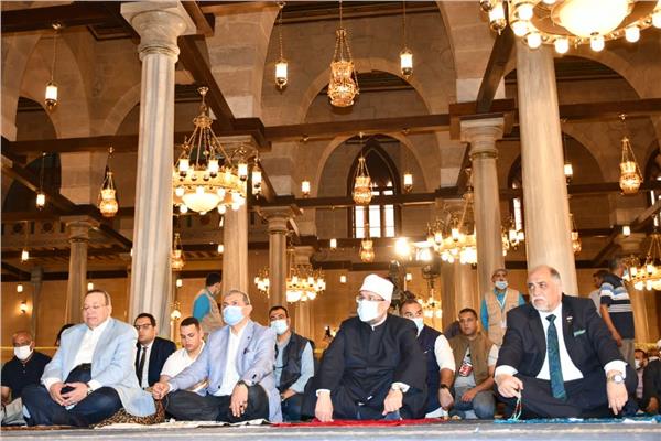 وزير الأوقاف خلال صلاة الجمعة اليوم