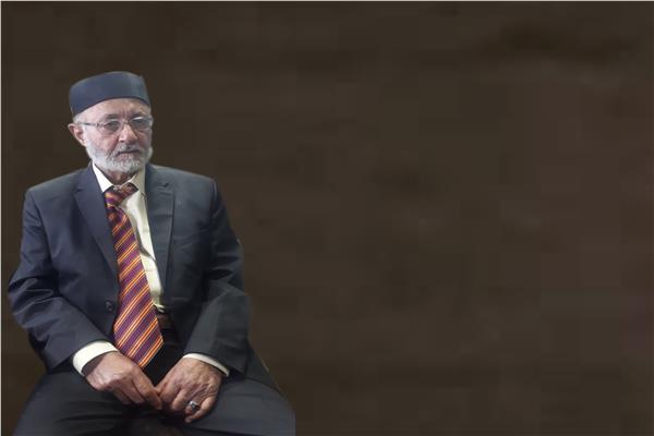 عبد العزيز مخيون