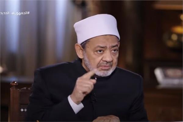 الدكتور أحمد الطيب