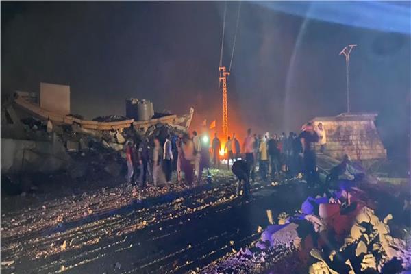 مقتل شخص على الأقل وإصابة 3 آخرين في انفجار قرب صيدا جنوبي لبنان