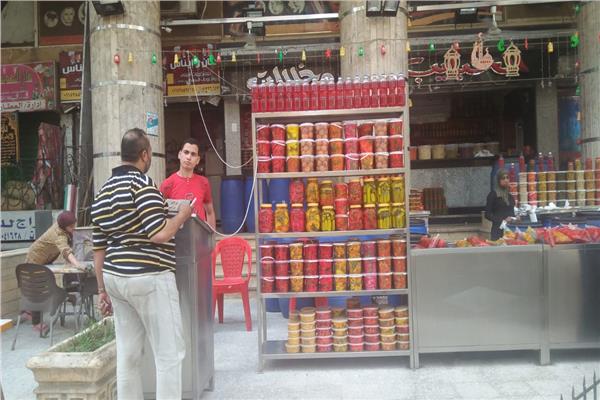 صورة موضوعية..الفواكه المخللة