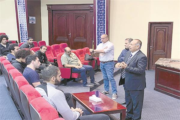 مجلس اتحاد اليد فى اجتماع مع المنتخب بعد الافطار للتاكيد علي أهمية المرحلة