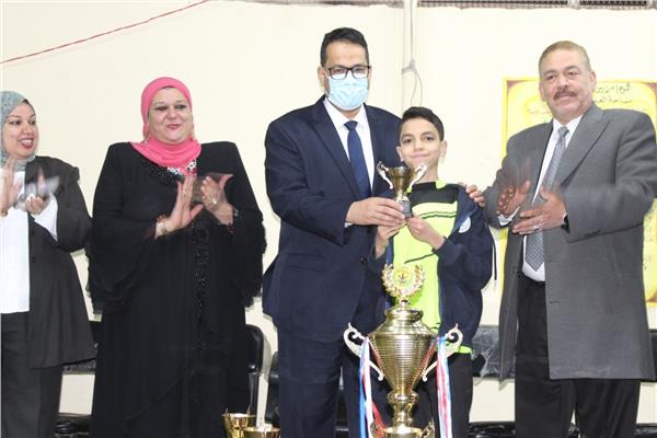  وكيل تعليم الغربية..  يشهد ختام الدورة الرمضانية بمدارس الجيل المسلم بطنطا 