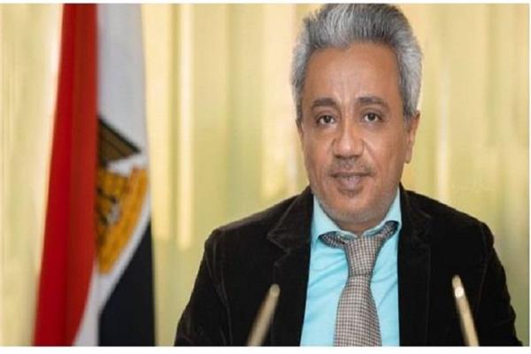 الدكتور راجي تاوضروس وكيل وزارة الصحة بقنا