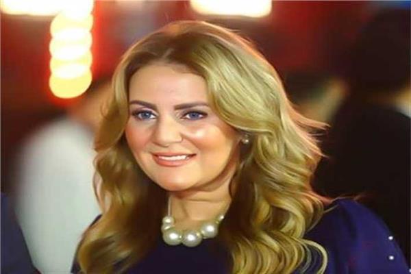 الفنانة رانيا محمود ياسين 