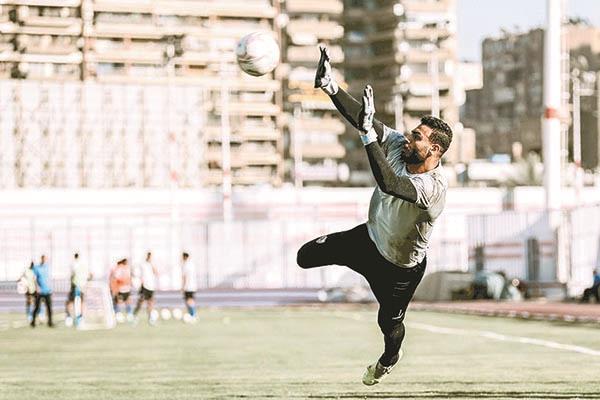 ارتقاء أبوجبل من تدريبات الفريق
