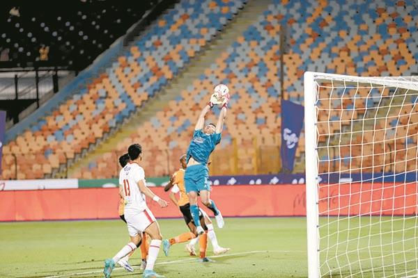 فاركو عطل الزمالك وتعادل معه سلبيًا فى آخر مبارياته بالدورى