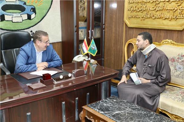 محافظ المنوفية صرف مساعدات مالية 