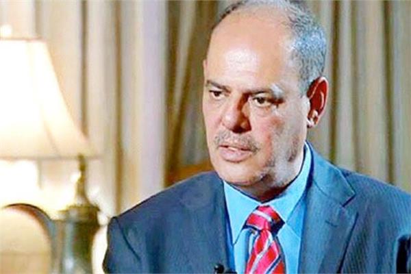 الكاتب الصحفى مؤيد اللامي