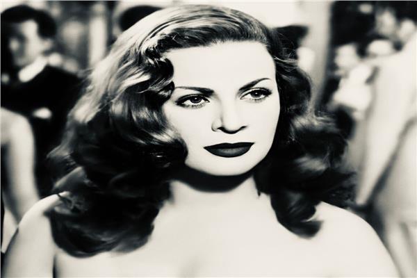 الفنانة هند رستم 