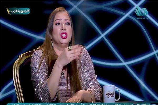  الفنانة انتصار