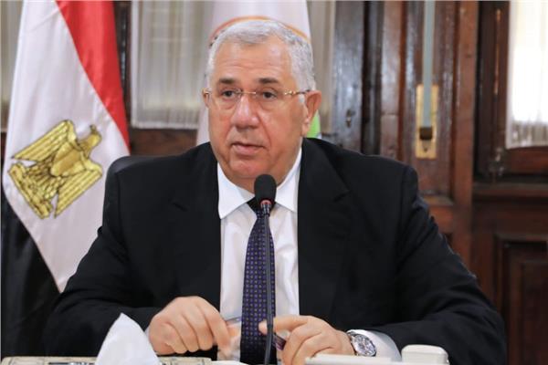 السيد القصير وزير الزراعة واستصلاح الأراضي 