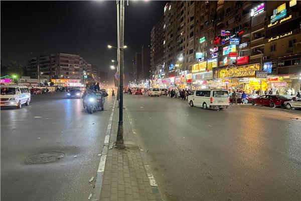  عدد من الحملات علي شارع جسر السويس