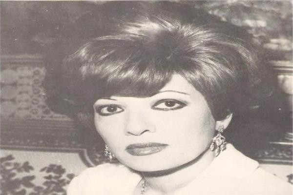 الفنانة شريفة فاضل