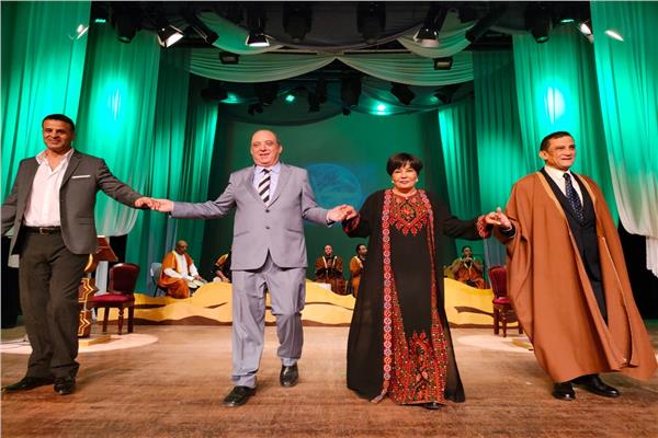 العرض المسرحي «نور الطريق»