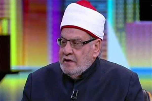 د. أحمد كريمة: زكاة الفطر جائزة نقداً وعيناً