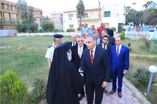 اللواء طارق الفقي محافظ سوهاج