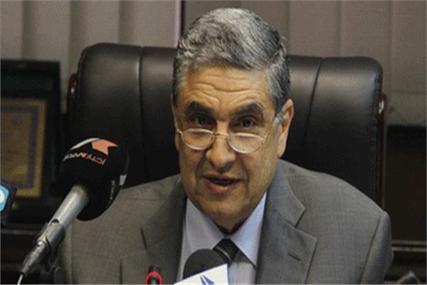الدكتور محمد شاكر وزير الكهرباء 
