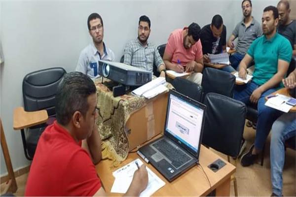 مياه المنوفية: تنفيذ دورات تدريبية للعاملين عن اساسيات التحليل الهيدروليكى