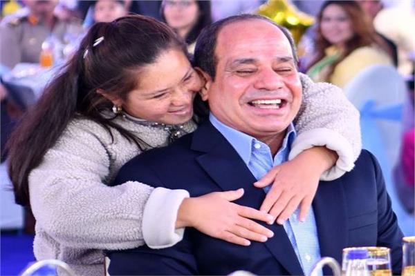 السيسى يتصدر التريند .. والمصريون الرئيس «الأب الإنسان .. الحنون»