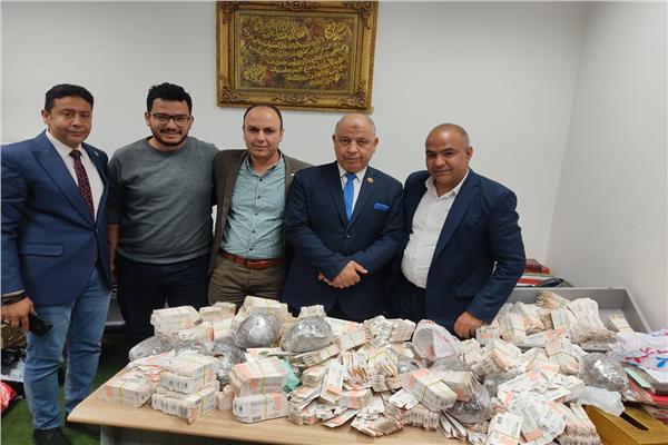 جمارك مطار برج العرب الدولي تضبط  تهريب كمية من الأدوية البشرية     