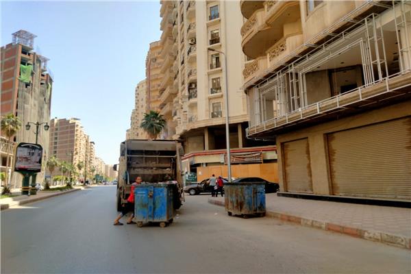 تكثيف أعمال النظافة ورفع الاشغالات خلال أجازة عيد الفطر ومراكز البحيرة 