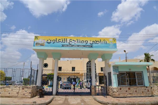 السكرتير المساعد للإسماعيلية في جولة تفقدية لشواطئ وأندية المحافظة