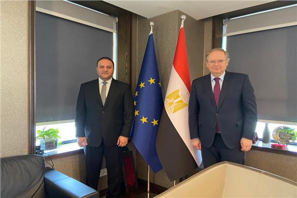 الرئيس السيسي يهنئ بعثة الاتحاد الاوروبي
