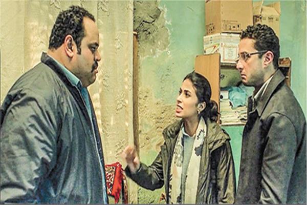 أحمد الفيشاوى وروبى ومحمد ممدوح فى لقطة من فيلم «طلق نارى»