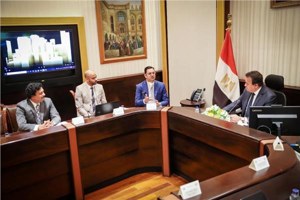 القائم بأعمال وزير الصحة يستقبل ممثلي معهد «سيروم» الهندي